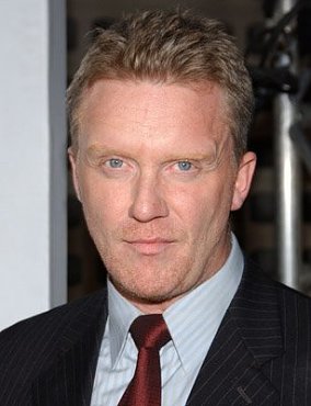 Clique na imagem para uma verso maior

Nome:	         anthonymichaelhall1.jpg
Visualizaes:	328
Tamanho: 	78,2 KB
ID:      	2479