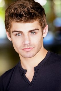 Clique na imagem para uma verso maior

Nome:	         Garrett Clayton.jpg
Visualizaes:	28
Tamanho: 	14,1 KB
ID:      	37685