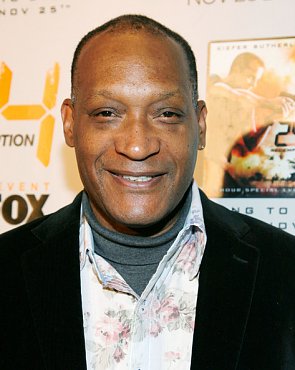 Clique na imagem para uma verso maior

Nome:	         tonytodd.jpg
Visualizaes:	44
Tamanho: 	82,8 KB
ID:      	11084