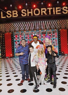 Clique na imagem para uma verso maior

Nome:	         lip-sync-battle-shorties-halloween-special_nick-cannon-jojo-siwa-rico-rodriguez.jpg
Visualizaes:	2
Tamanho: 	89,4 KB
ID:      	45227