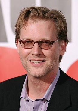 Clique na imagem para uma verso maior

Nome:	         Craig Kilborn.jpg
Visualizaes:	3
Tamanho: 	51,4 KB
ID:      	27132