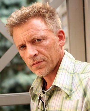 Clique na imagem para uma verso maior

Nome:	         Callum Keith Rennie.jpg
Visualizaes:	31
Tamanho: 	28,3 KB
ID:      	10464